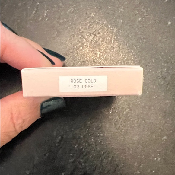 Jones Road Eyeshadow - rose gold - Picture 2 of 4